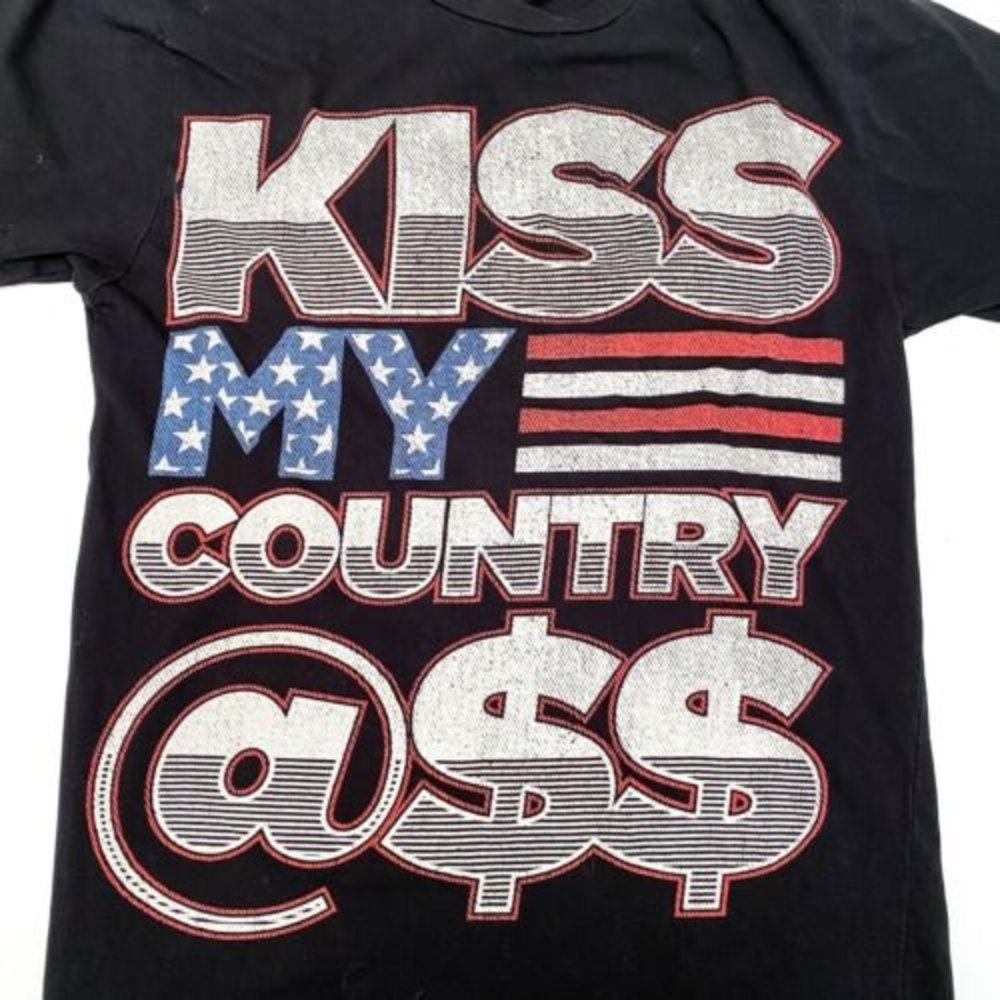 Kiss My Country @$$ Blake Shelton Concert Tee Tour Shirt Women’s Small Country